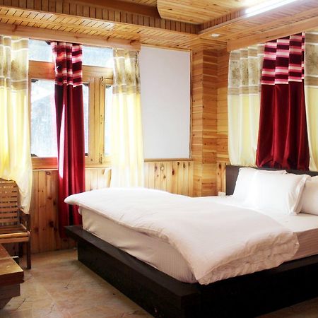 Hotel Uttarayan Sāngla Eksteriør billede